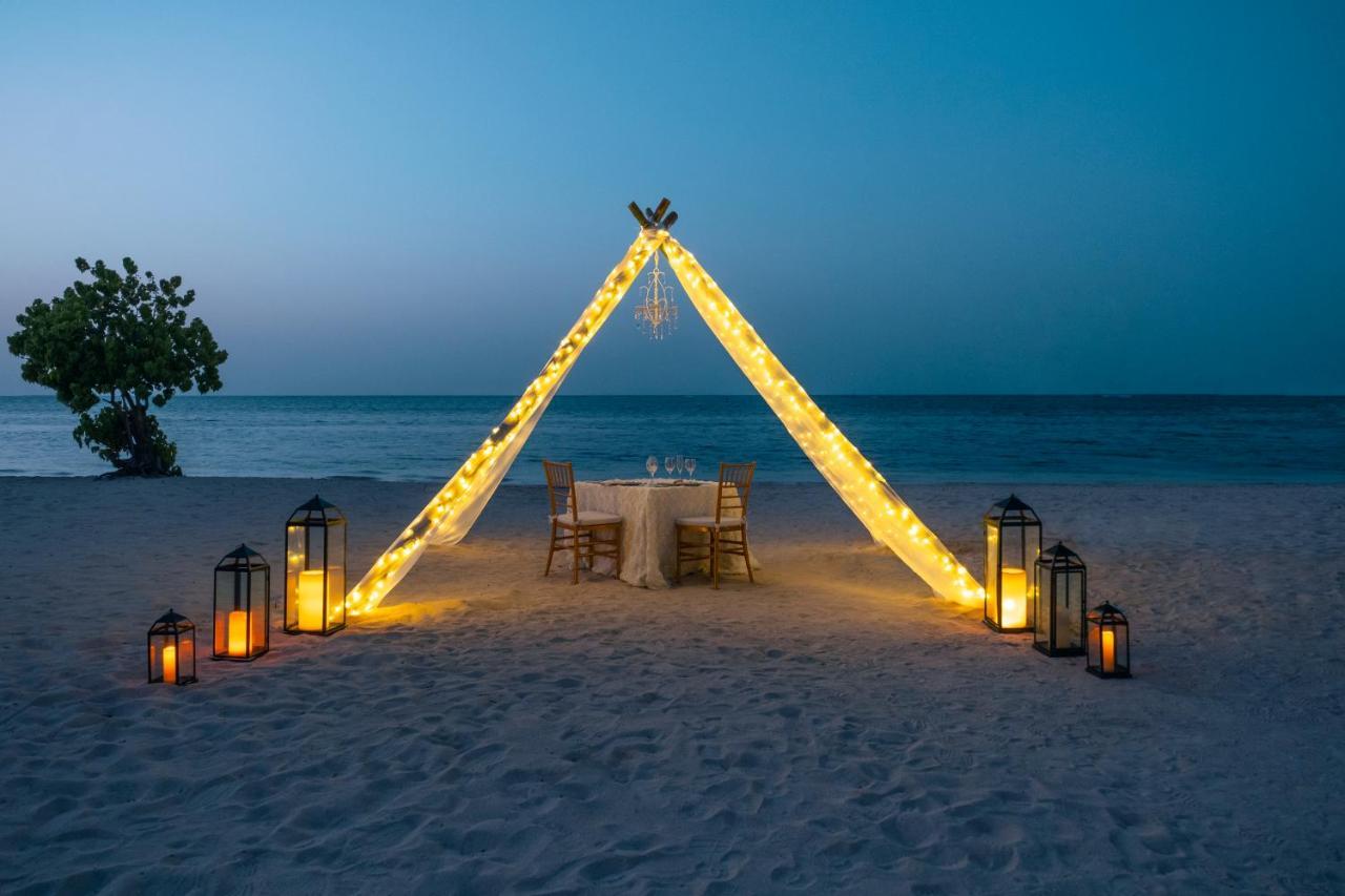 Iberostar Waves Rose Hall Beach مونتيغو باي المظهر الخارجي الصورة