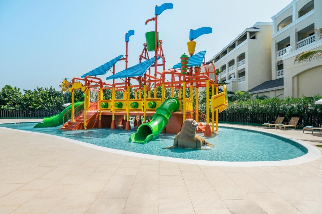 Iberostar Waves Rose Hall Beach مونتيغو باي المظهر الخارجي الصورة