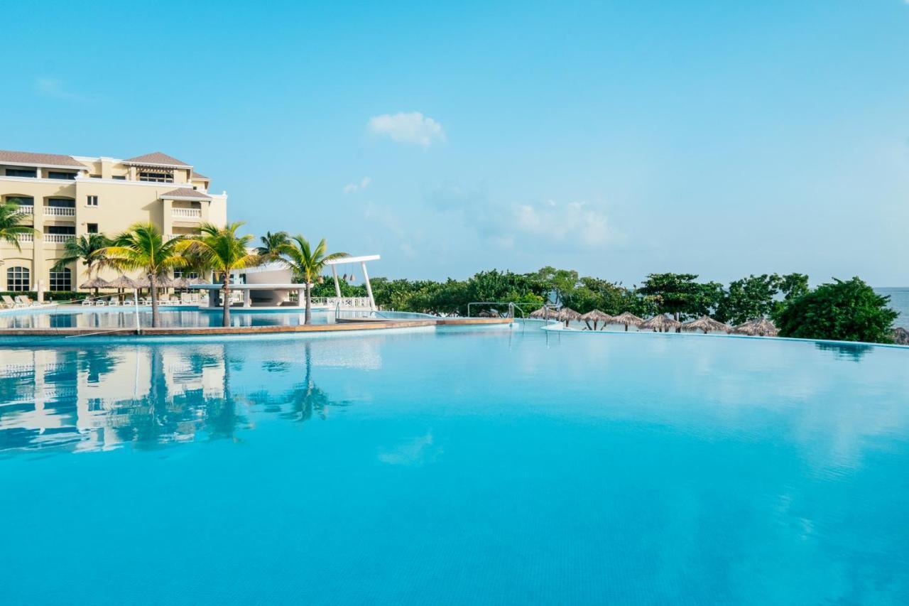 Iberostar Waves Rose Hall Beach مونتيغو باي المظهر الخارجي الصورة