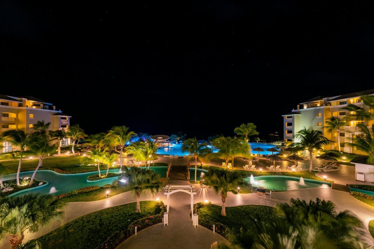 Iberostar Waves Rose Hall Beach مونتيغو باي المظهر الخارجي الصورة