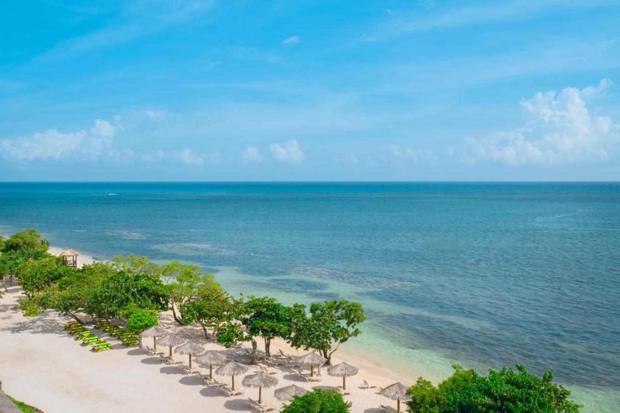 Iberostar Waves Rose Hall Beach مونتيغو باي المظهر الخارجي الصورة