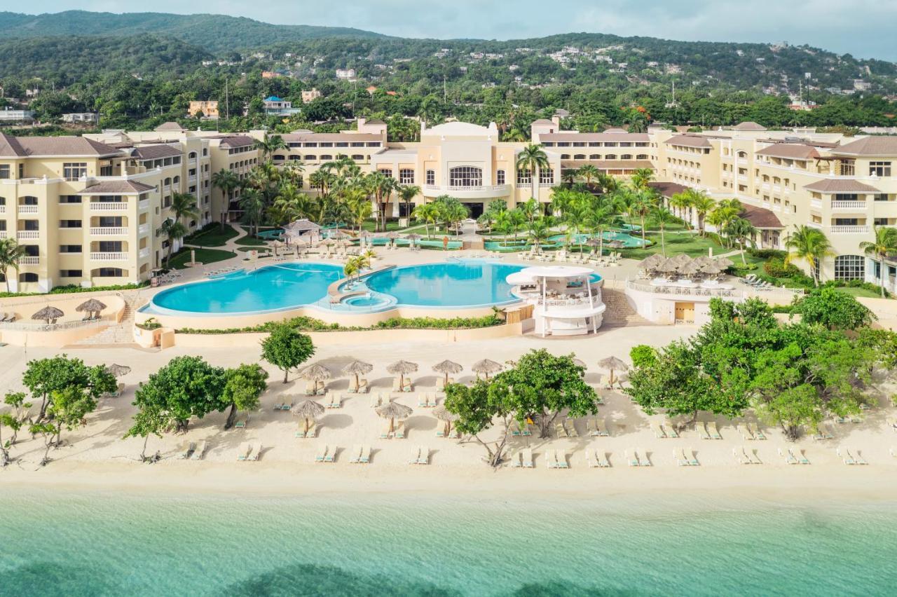 Iberostar Waves Rose Hall Beach مونتيغو باي المظهر الخارجي الصورة