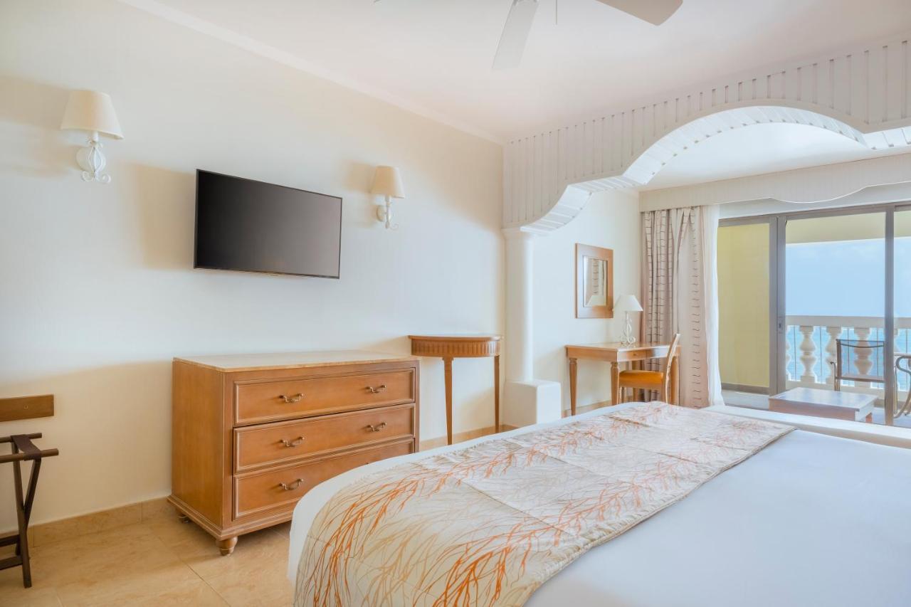 Iberostar Waves Rose Hall Beach مونتيغو باي المظهر الخارجي الصورة