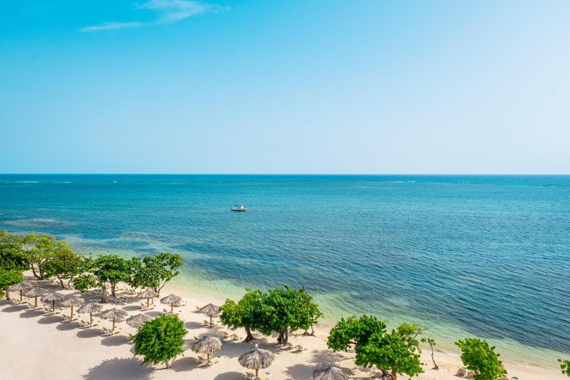 Iberostar Waves Rose Hall Beach مونتيغو باي المظهر الخارجي الصورة